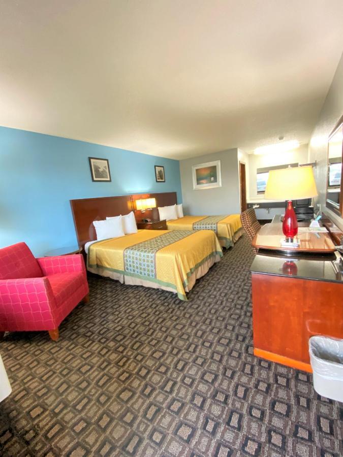 Lakes Inn Warsaw エクステリア 写真
