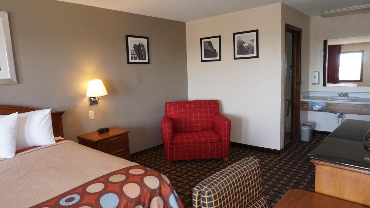 Lakes Inn Warsaw エクステリア 写真