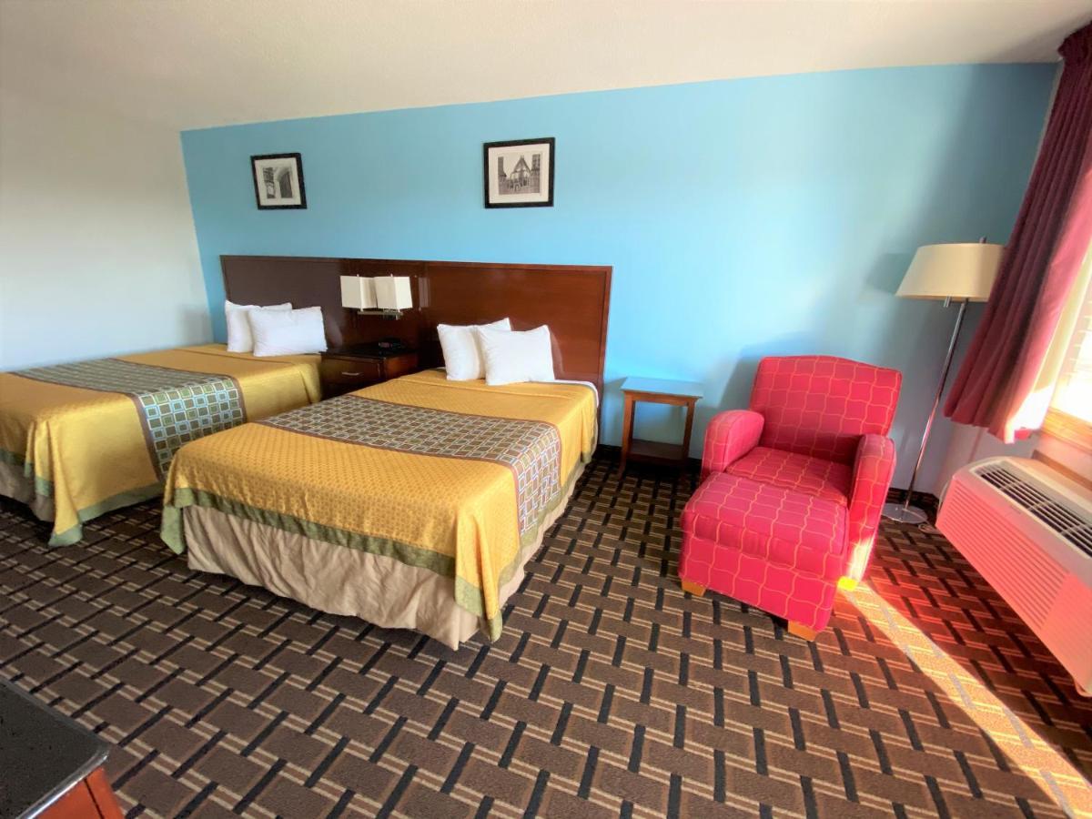 Lakes Inn Warsaw エクステリア 写真